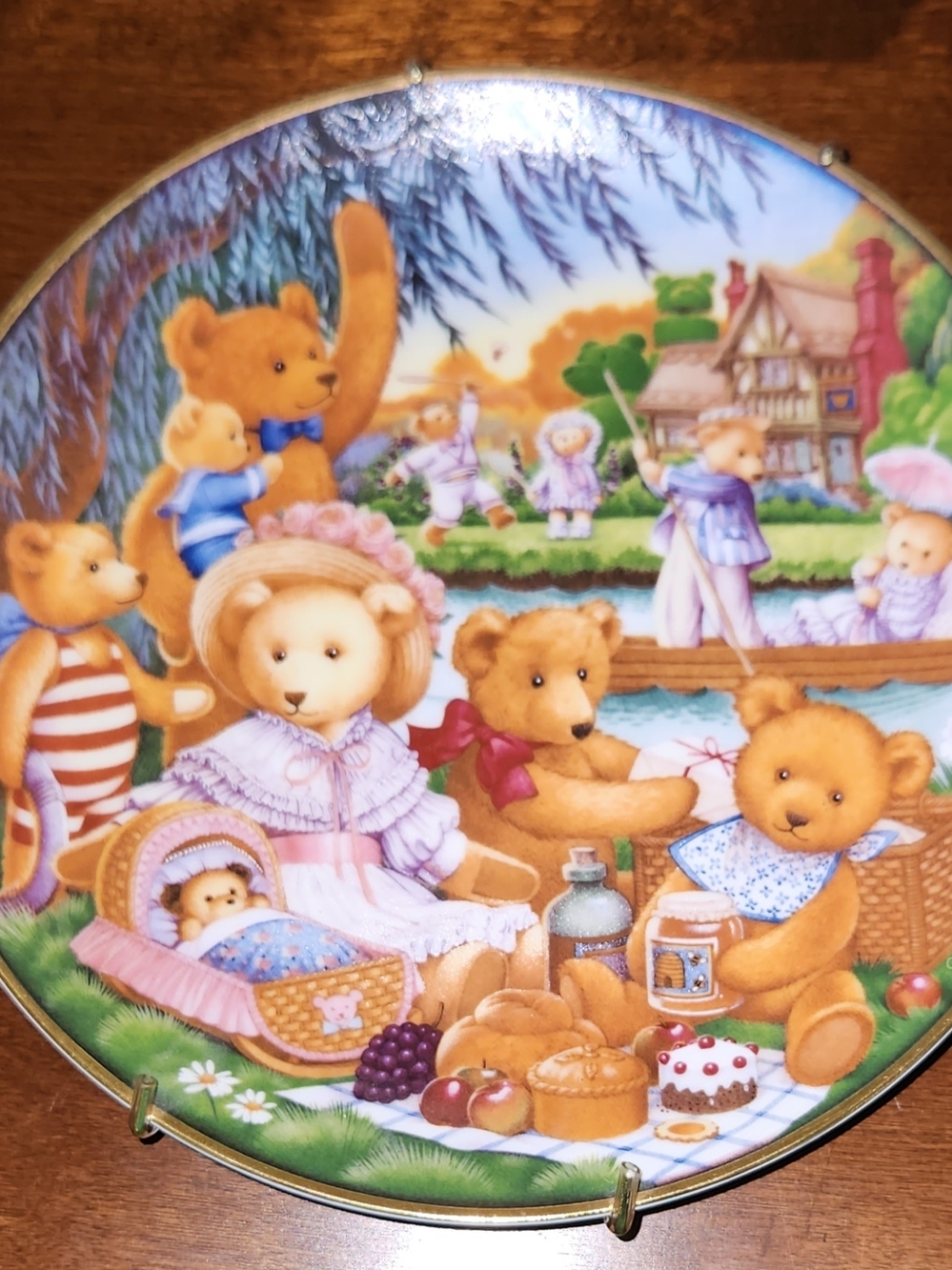 Franklin Mint Brown, Green, Blue Teddy Bear Picnic Decorative Plate